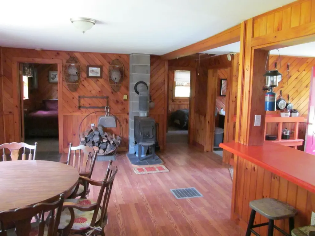 101 Thurlow Drive Hartford ME 04220