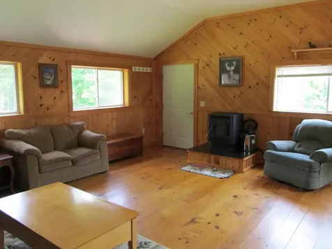 101 Thurlow Drive Hartford ME 04220