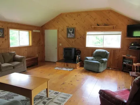 101 Thurlow Drive Hartford ME 04220