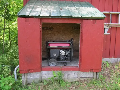 101 Thurlow Drive Hartford ME 04220