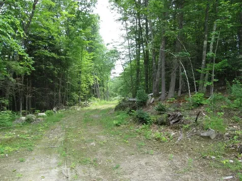 101 Thurlow Drive Hartford ME 04220