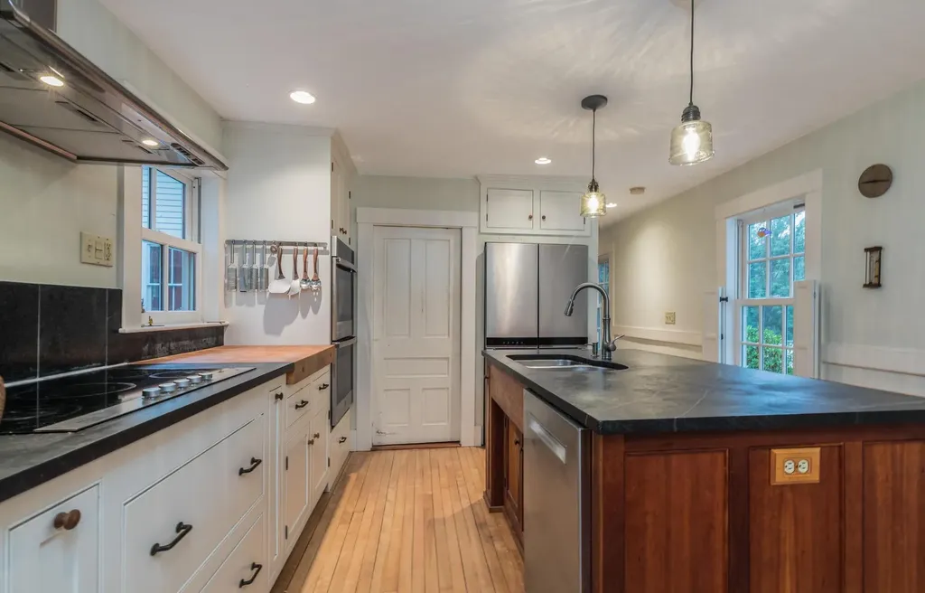 10 Old Sanford Road Berwick ME 03901