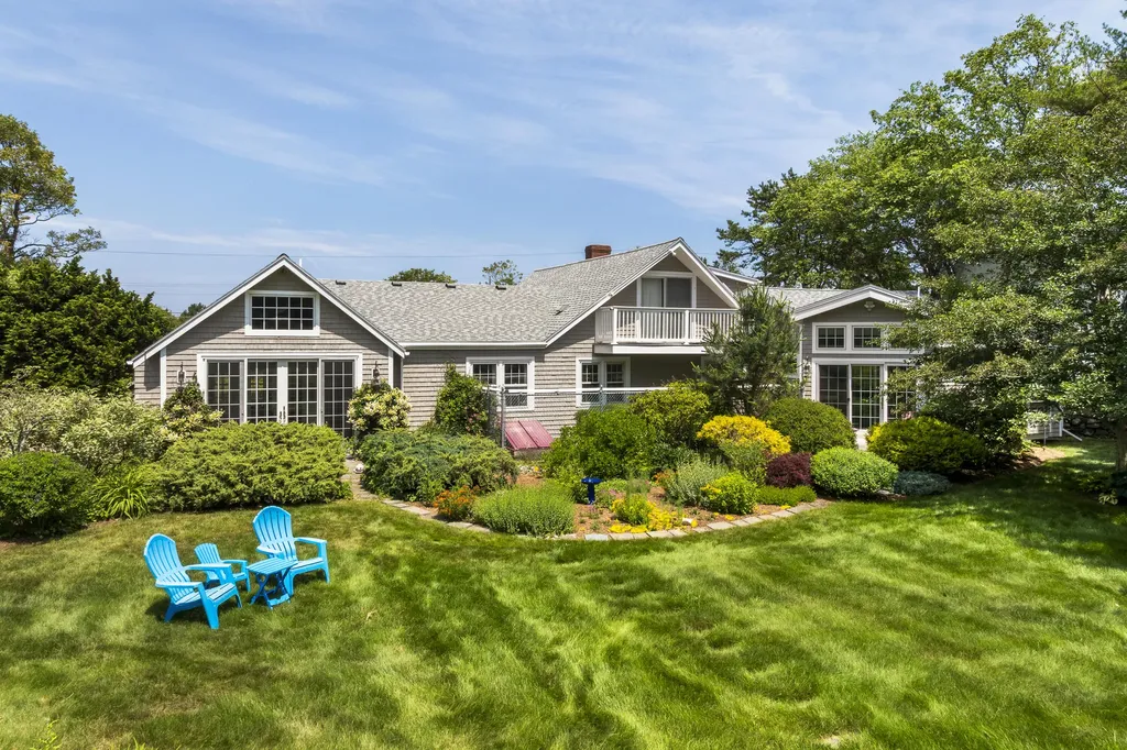 25 Bayberry Lane York ME 03902