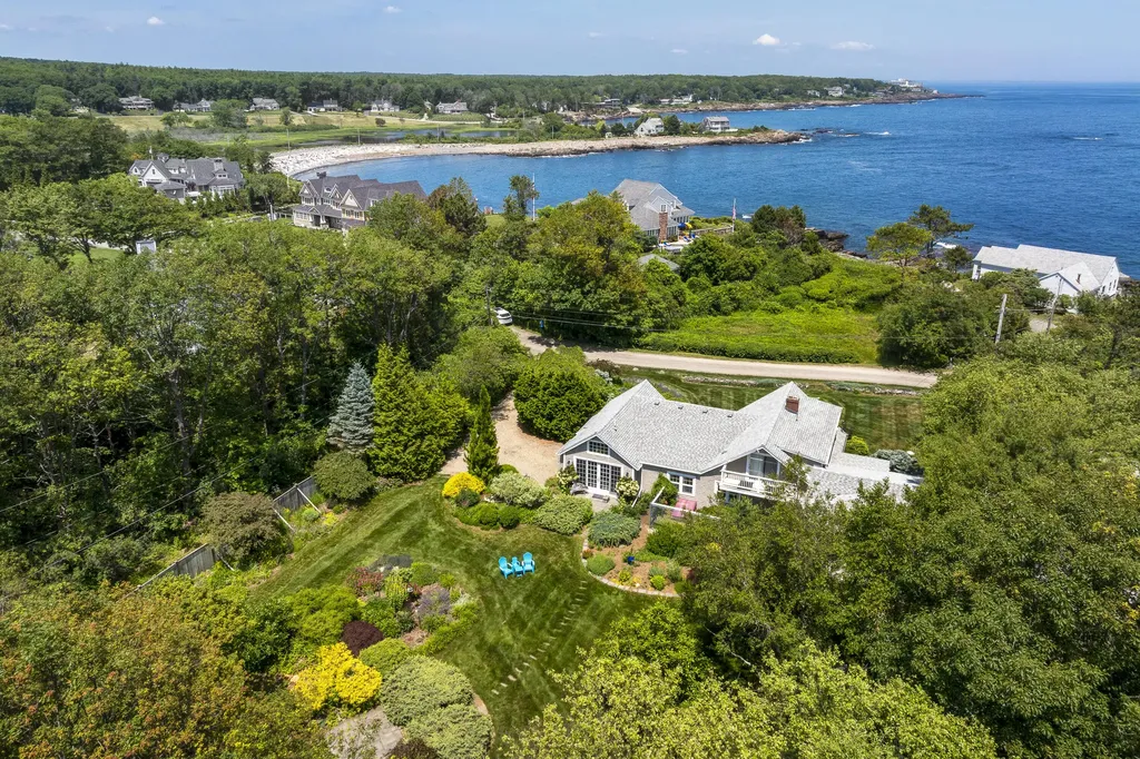 25 Bayberry Lane York ME 03902