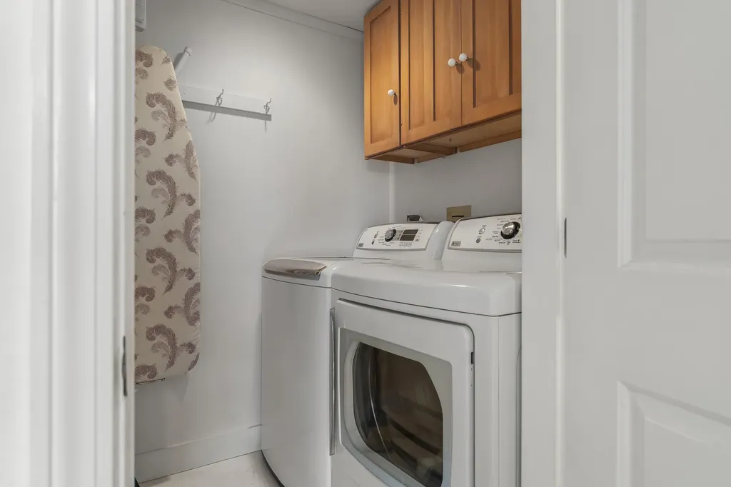 25 Bayberry Lane York ME 03902