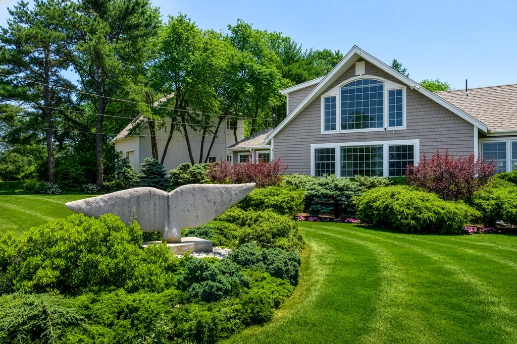 25 Bayberry Lane York ME 03902