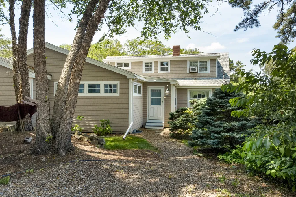 25 Bayberry Lane York ME 03902
