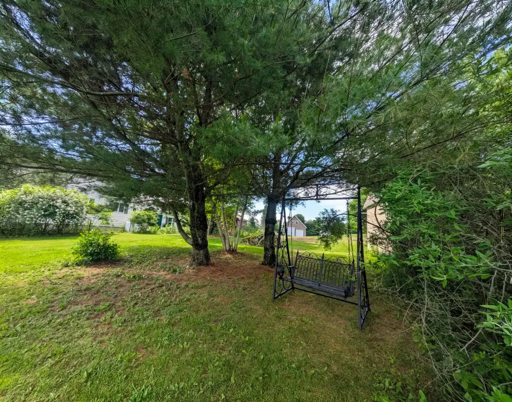 50 Meadow Lane Cushing ME 04563
