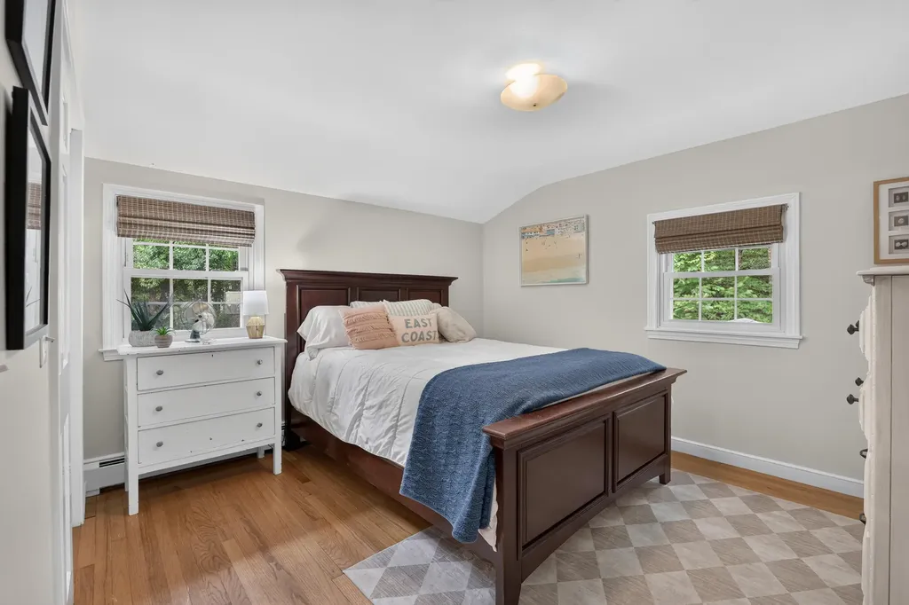 6 Surrey Lane Cumberland ME 04110
