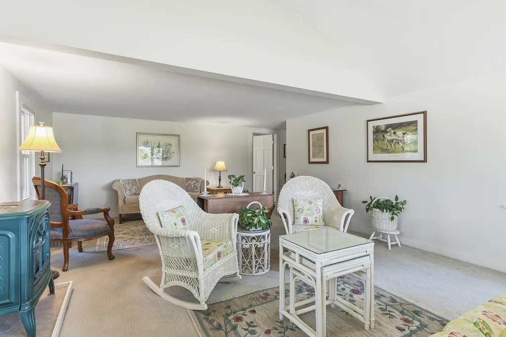 761 Gardiner Road Wiscasset ME 04578