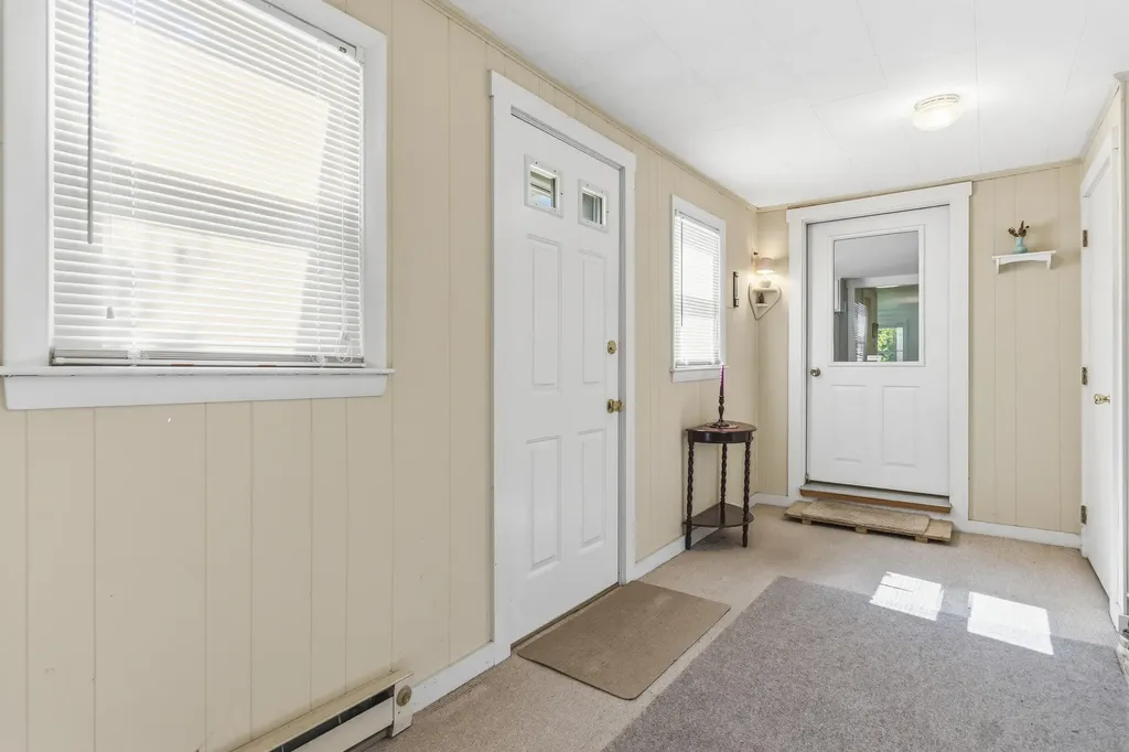 761 Gardiner Road Wiscasset ME 04578