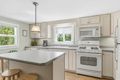 761 Gardiner Road Wiscasset ME 04578