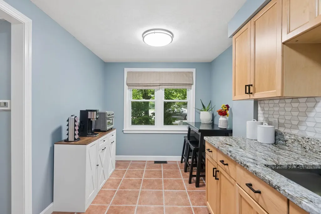 22 Black Point Road Scarborough ME 04074