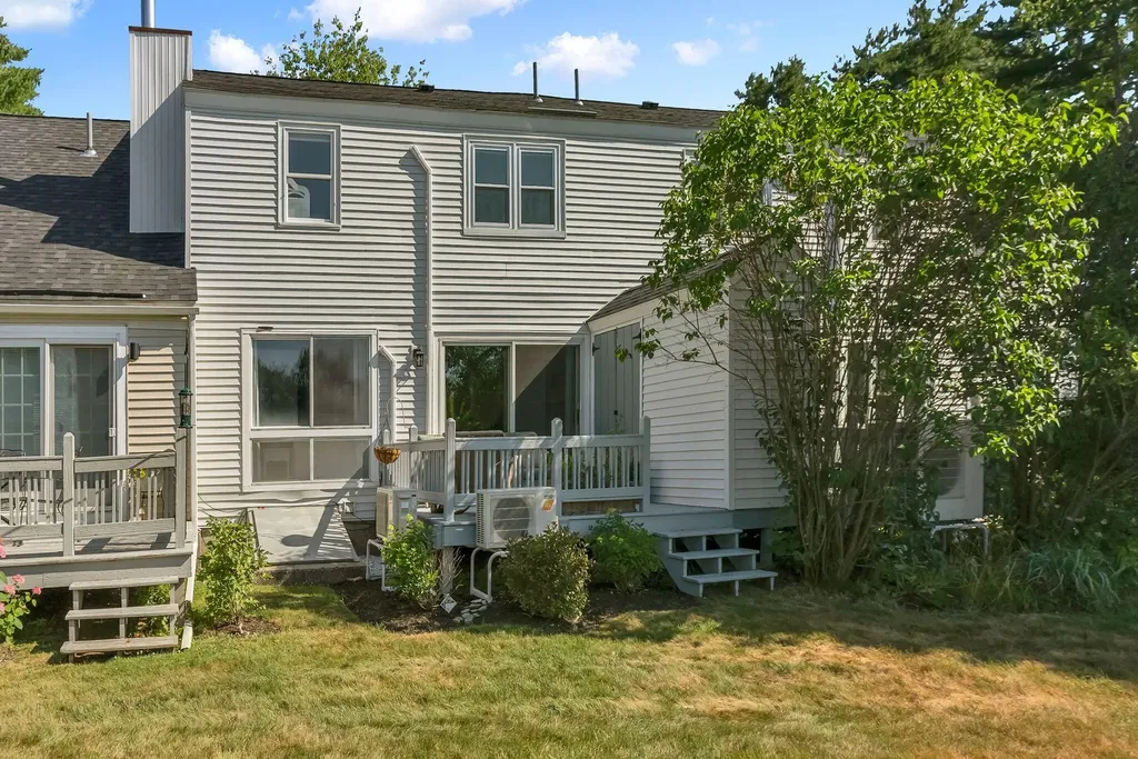 22 Black Point Road Scarborough ME 04074