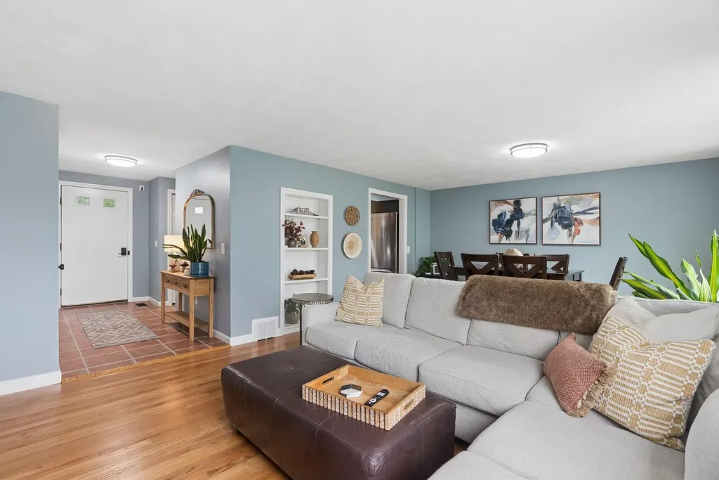 22 Black Point Road Scarborough ME 04074