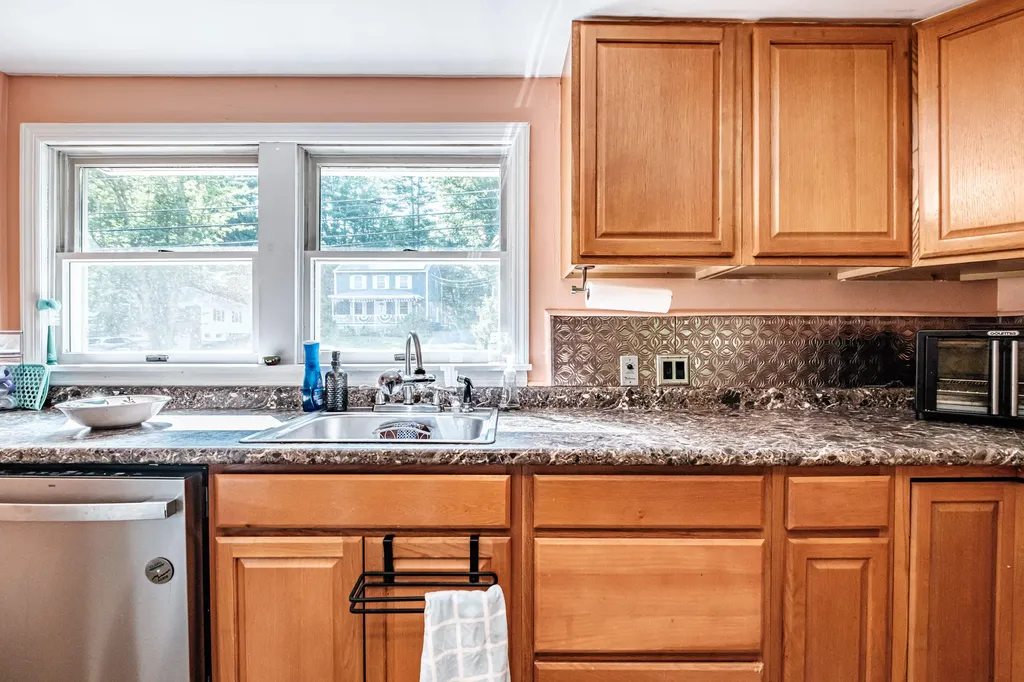 110 Narragansett Street Gorham ME 04038