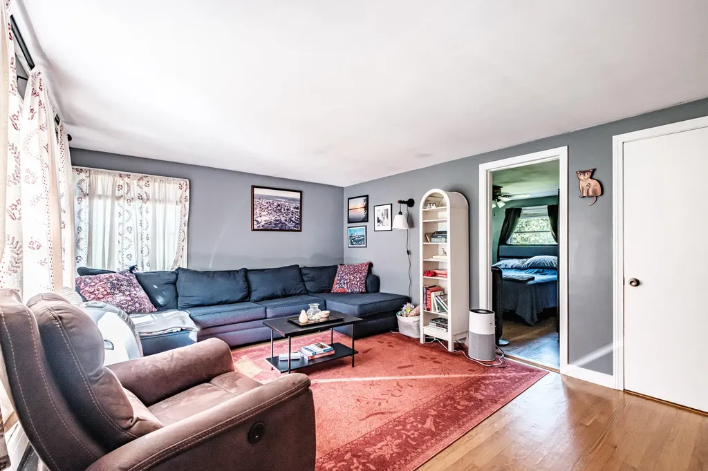 110 Narragansett Street Gorham ME 04038