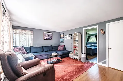110 Narragansett Street Gorham ME 04038