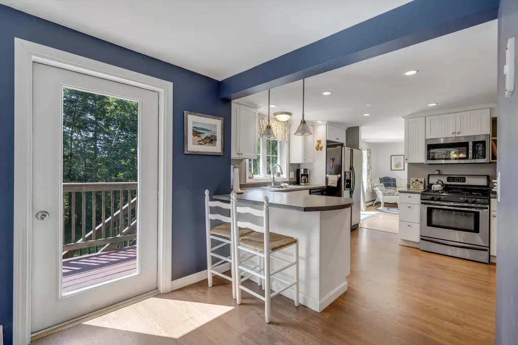 8 Harbor View Phippsburg ME 04562