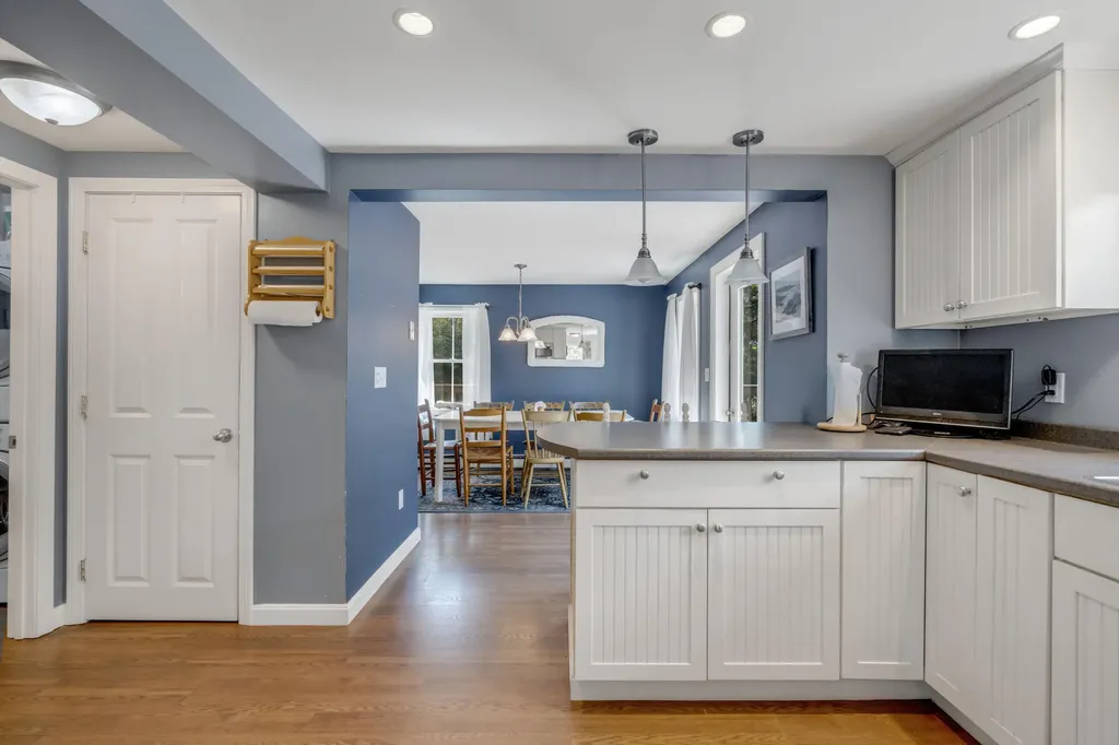 8 Harbor View Phippsburg ME 04562