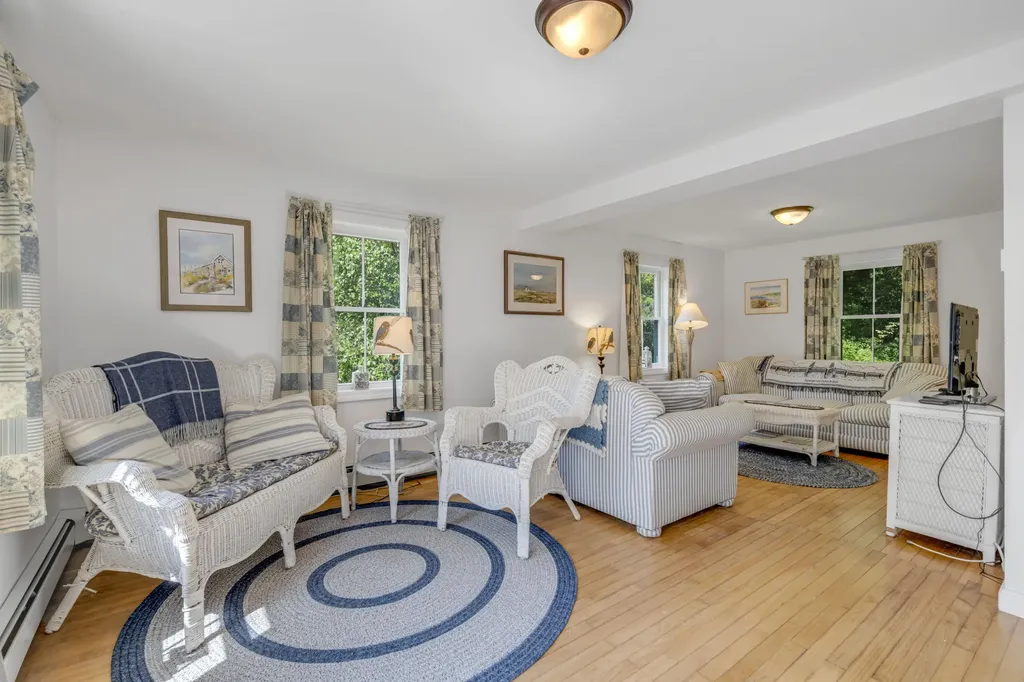 8 Harbor View Phippsburg ME 04562