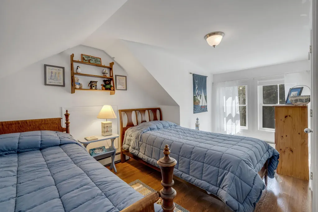 8 Harbor View Phippsburg ME 04562