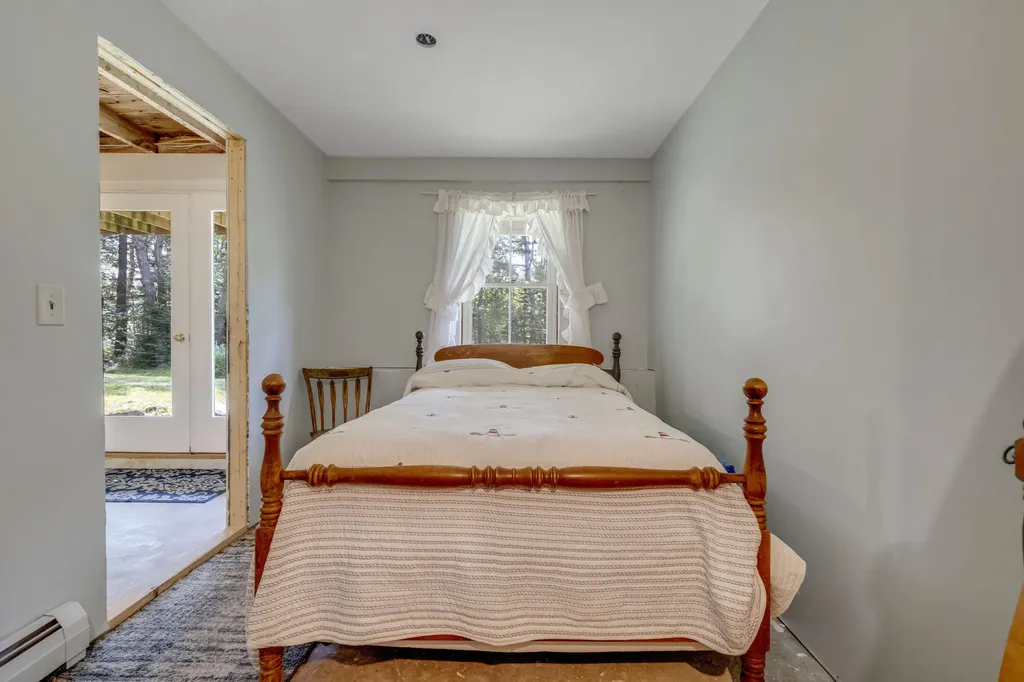 8 Harbor View Phippsburg ME 04562