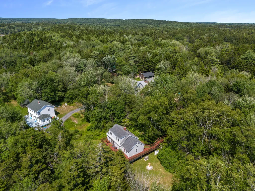 8 Harbor View Phippsburg ME 04562