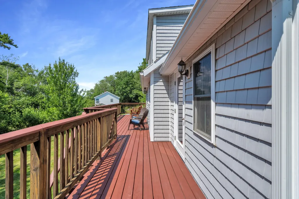 8 Harbor View Phippsburg ME 04562