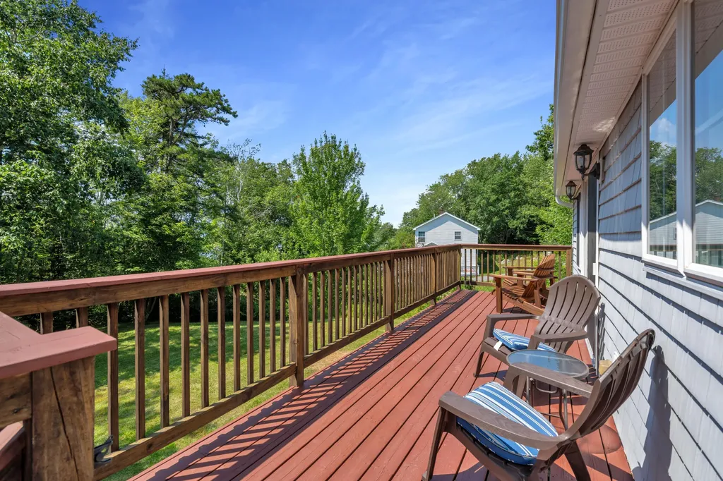 8 Harbor View Phippsburg ME 04562
