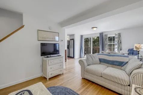 8 Harbor View Phippsburg ME 04562