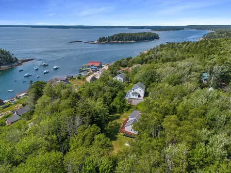 8 Harbor View Phippsburg ME 04562