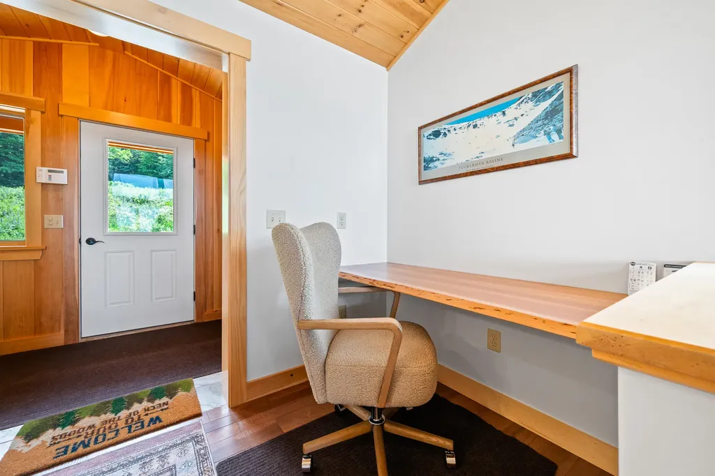 10 Hendrickson Drive Sandy River Plt ME 04970