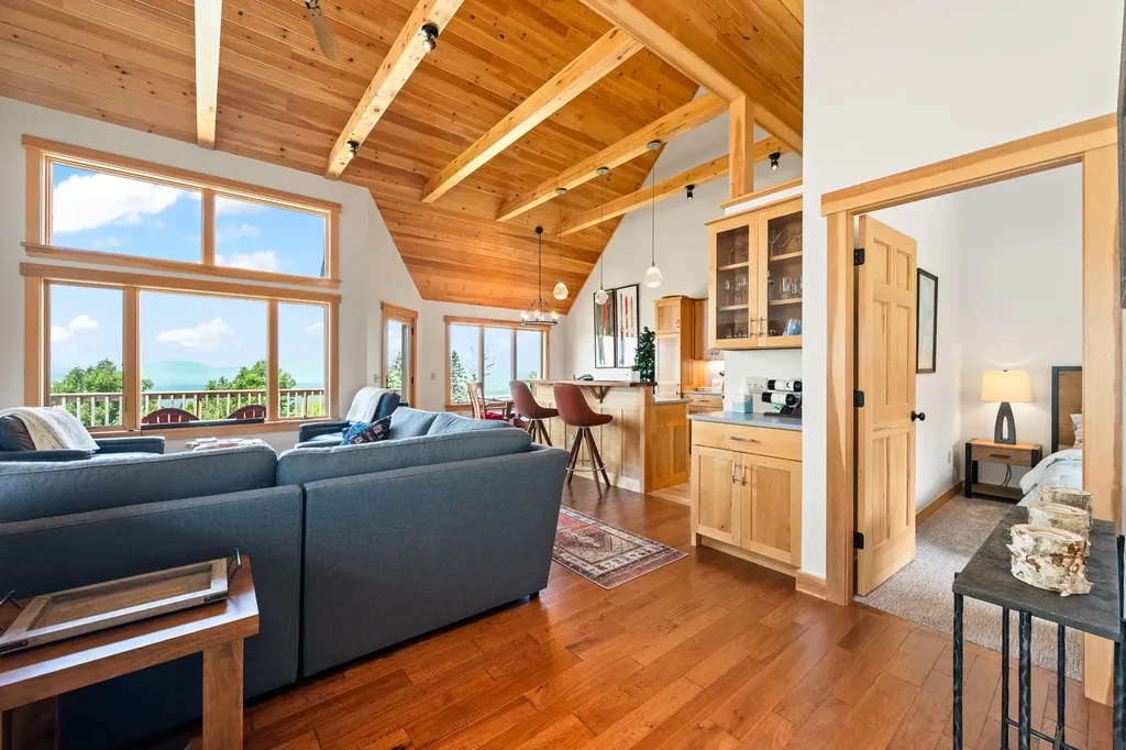 10 Hendrickson Drive Sandy River Plt ME 04970