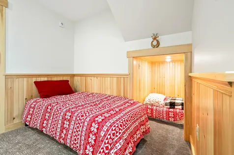 10 Hendrickson Drive Sandy River Plt ME 04970