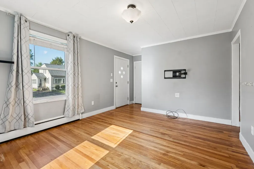 47 Highland Avenue Augusta ME 04330