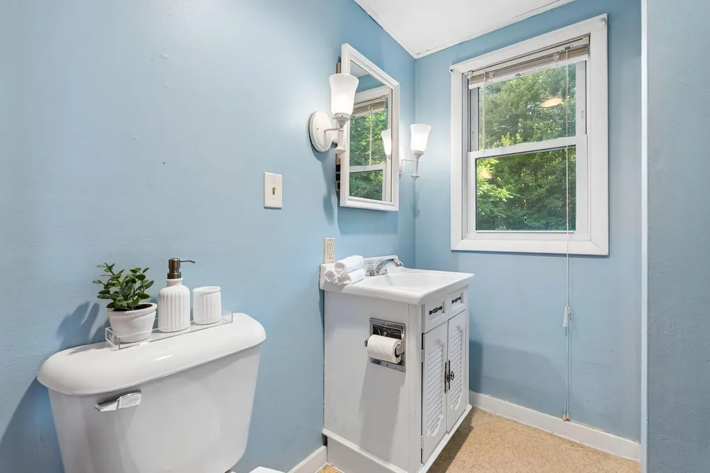 47 Highland Avenue Augusta ME 04330