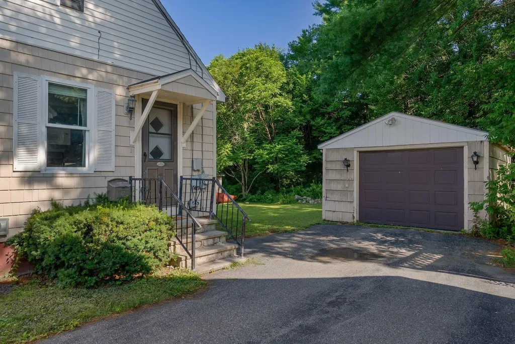 47 Highland Avenue Augusta ME 04330