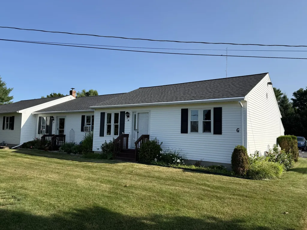 28 Meadow View Lane Winslow ME 04901