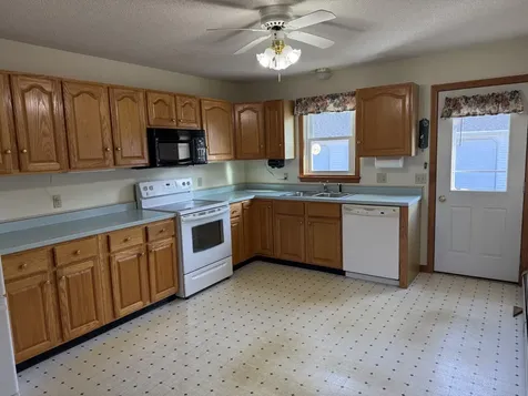 28 Meadow View Lane Winslow ME 04901