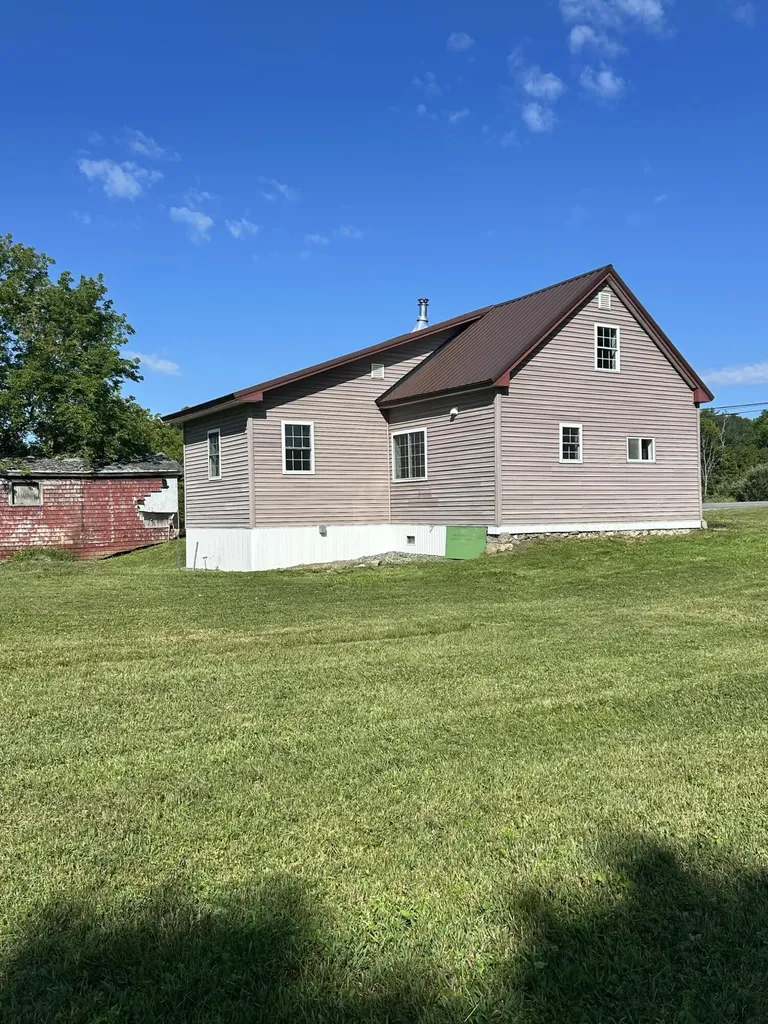759 Main Street Palmyra ME 04965