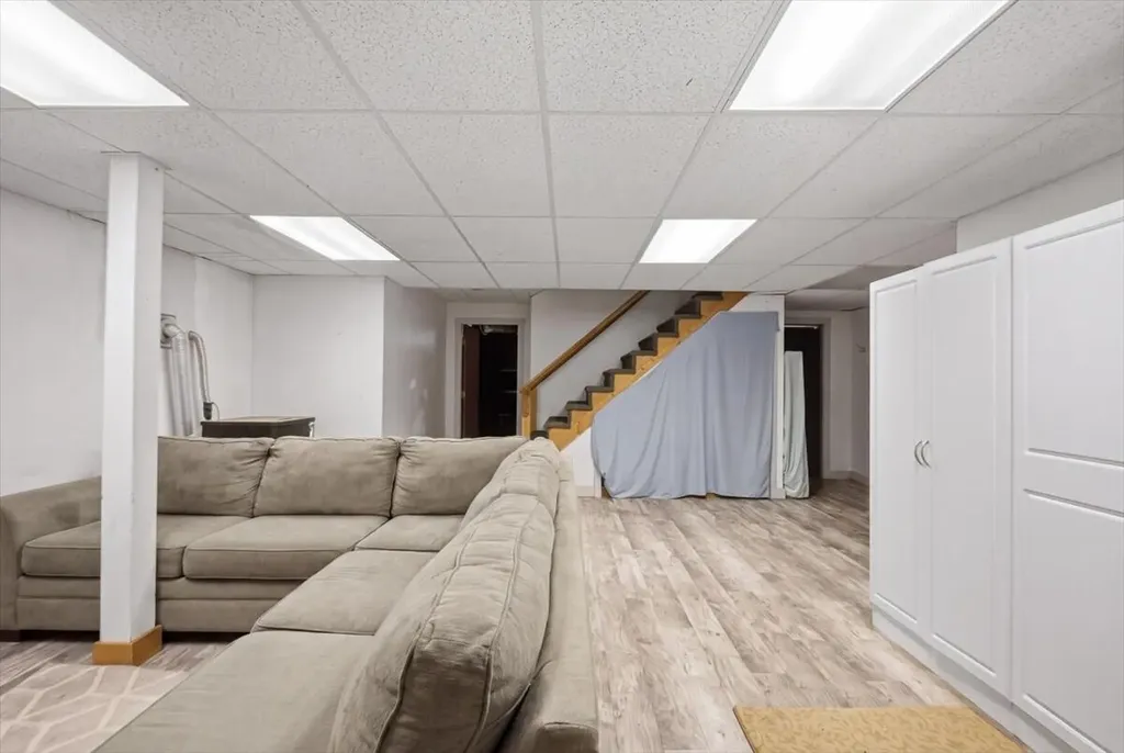 238 Bowdoinham Road Sabattus ME 04280