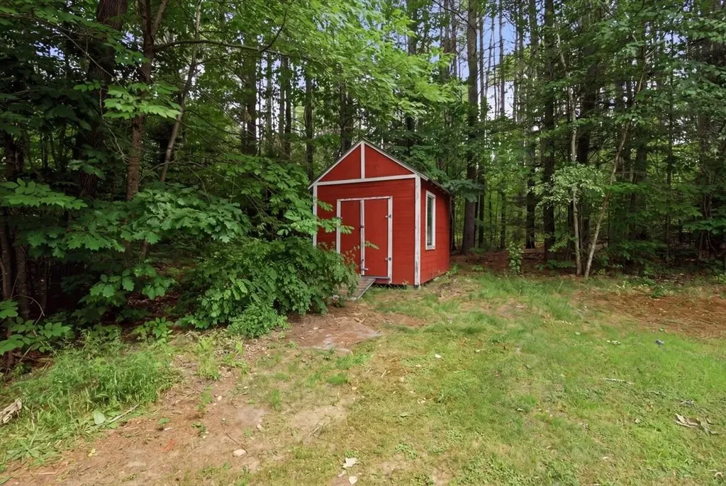 238 Bowdoinham Road Sabattus ME 04280