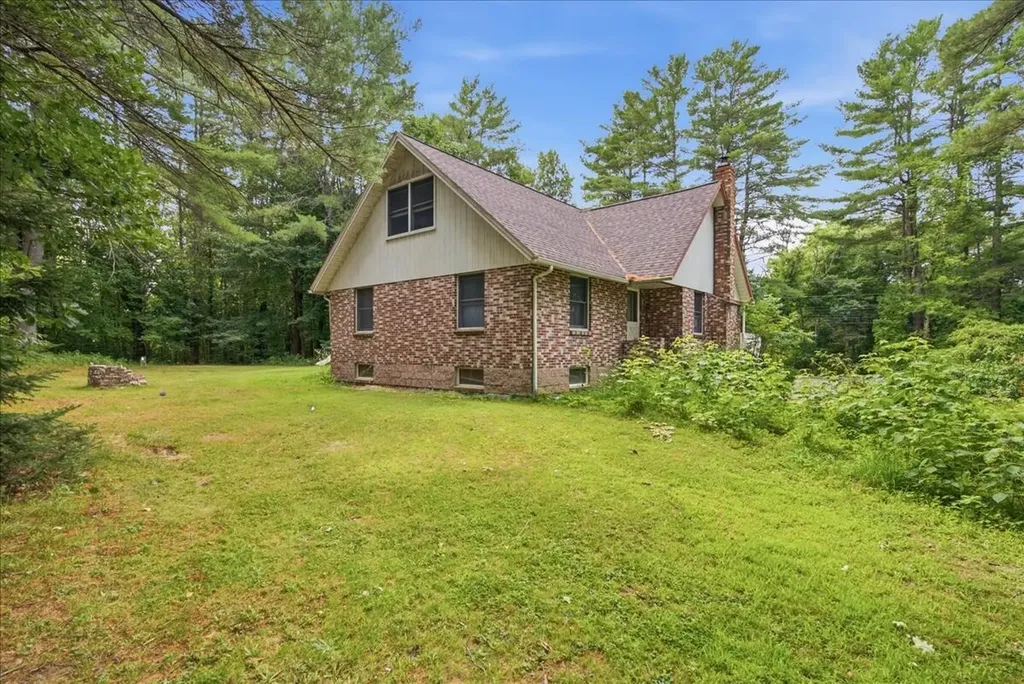 238 Bowdoinham Road Sabattus ME 04280