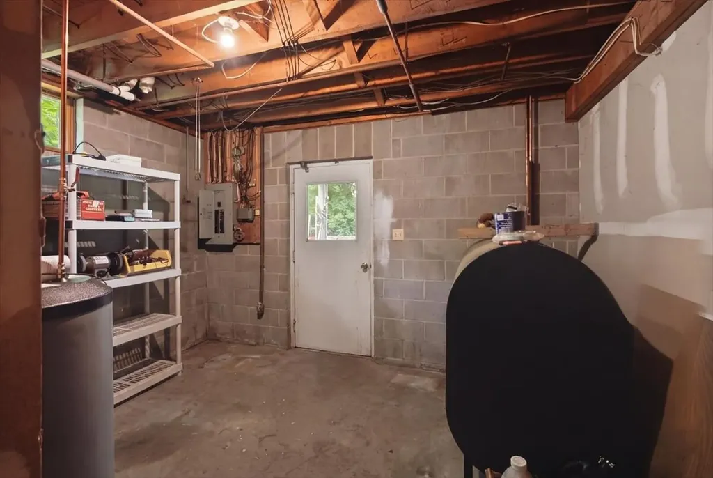 238 Bowdoinham Road Sabattus ME 04280