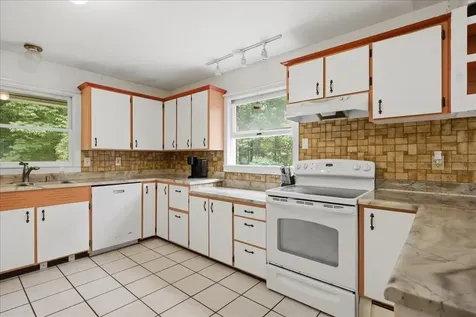 238 Bowdoinham Road Sabattus ME 04280