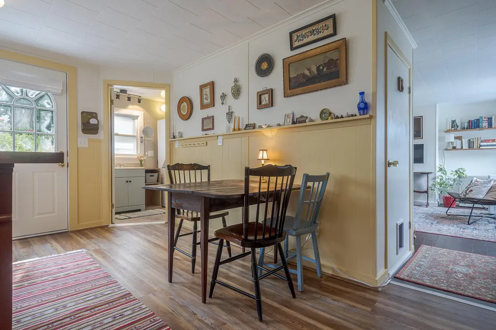 60 Main Street Stonington ME 04681