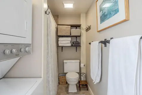 60 Main Street Stonington ME 04681