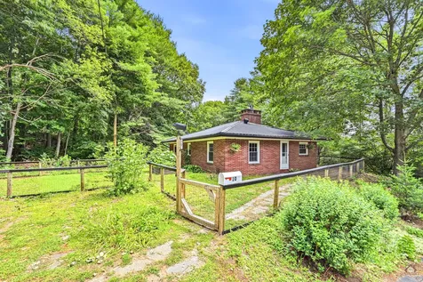 10 Hillcrest Road Livermore Falls ME 04254