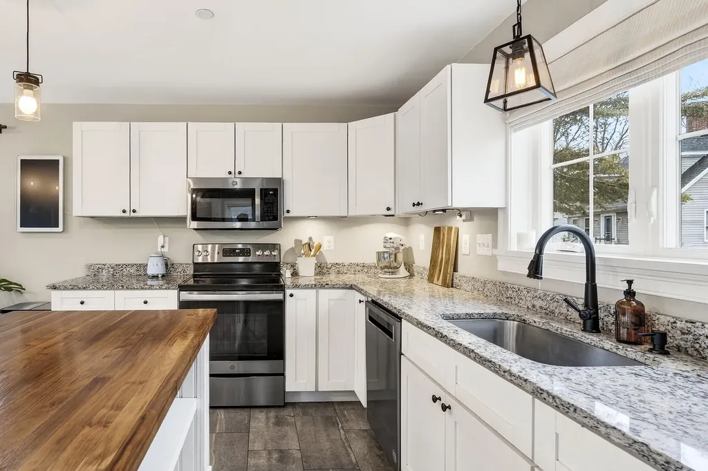 11 Christy Road Portland ME 04103
